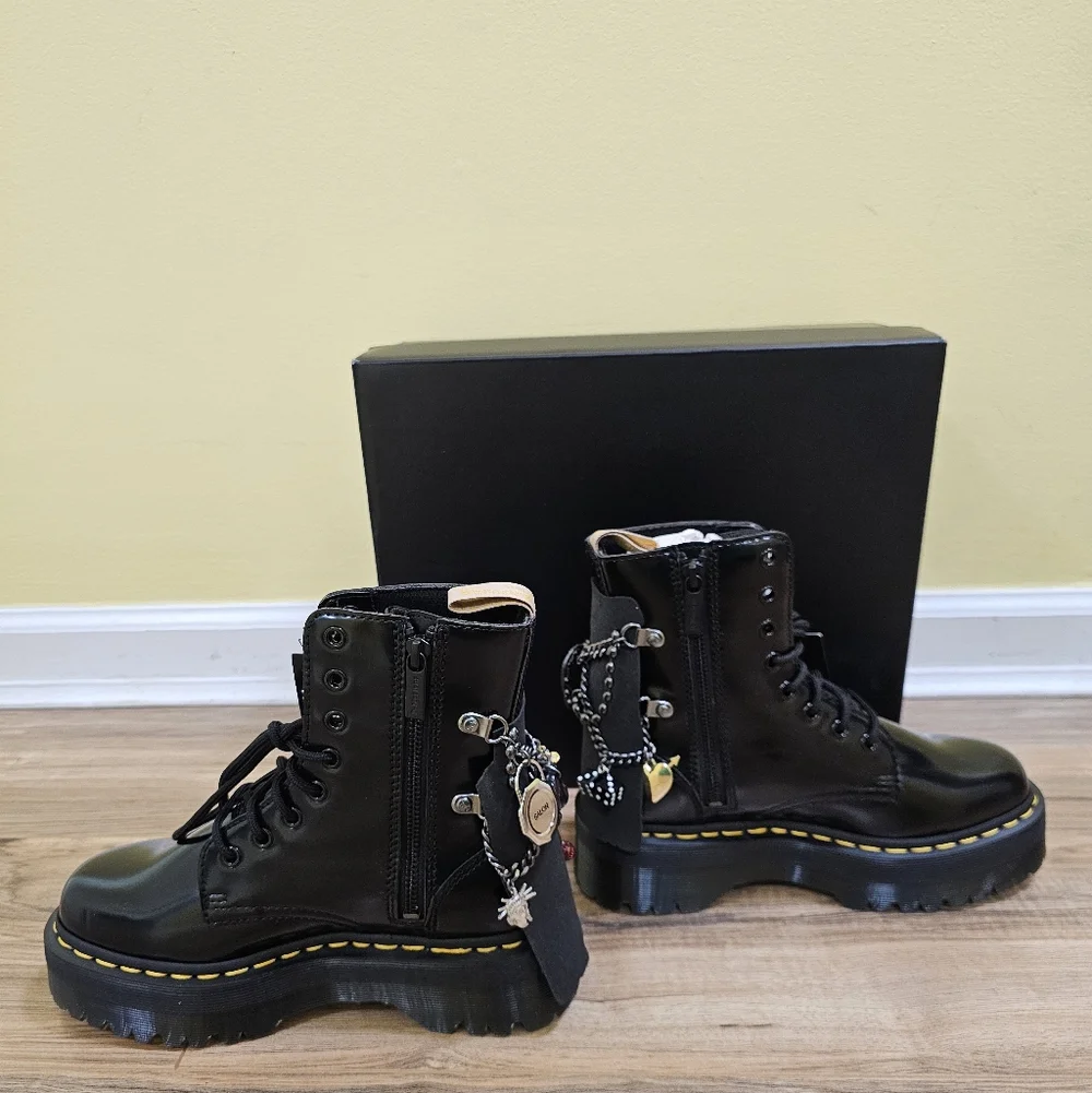 New Dr. Martens X Marc Jacobs 10 Years of the Jadon Boot - Picture 11 of 16